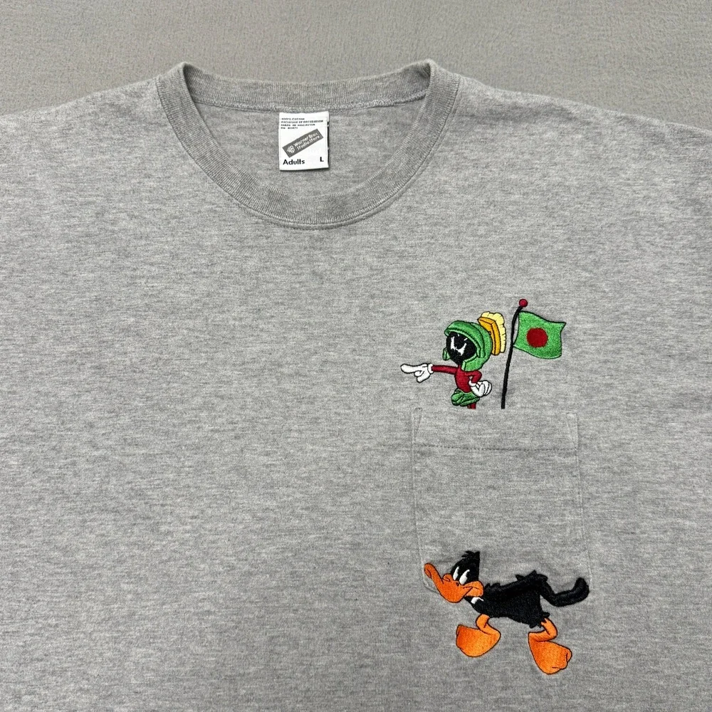 Warner Bros T Shirt Mens L Gray Looney Tunes Marvin Daffy Pocket